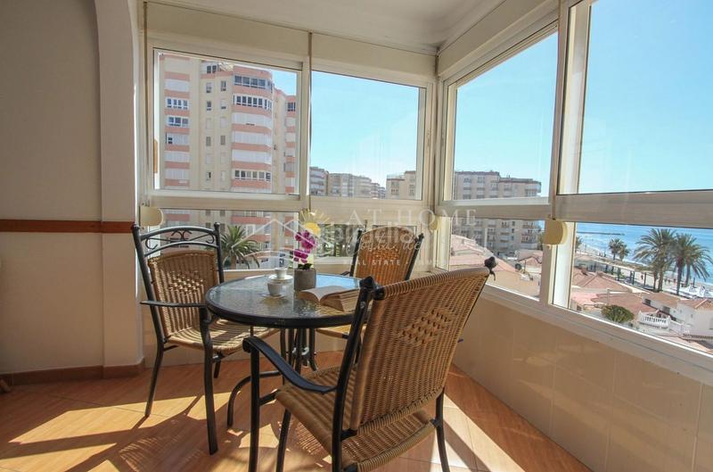 Foto 16755291-55ea-412d-bab8-16b87b60b9a8. Alquiler apartamento maravilloso apartamento en primera linea de playa. en Torrox