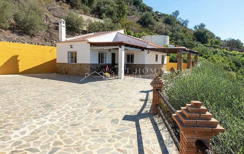 Foto 37cb9c2c-a6f9-4025-b51e-e9683b2be1de. Lloguer casa amb calefacció aparcament piscina a Torrox