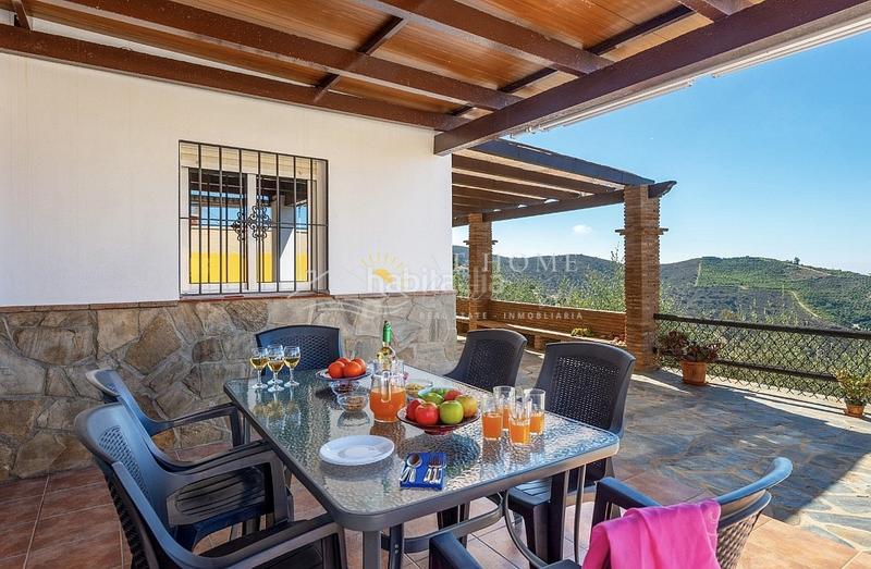 Foto c0f9d517-7013-4e54-ac03-f96d9e6d6518. Lloguer casa amb calefacció aparcament piscina a Torrox