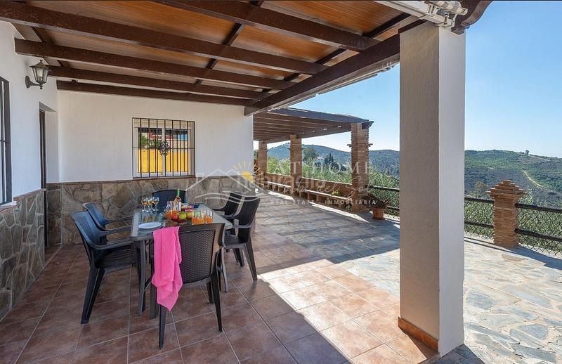 Foto c22a1903-3ca2-4216-b8fd-7810c5af7ad4. Rent house with heating parking pool in Torrox pueblo Torrox