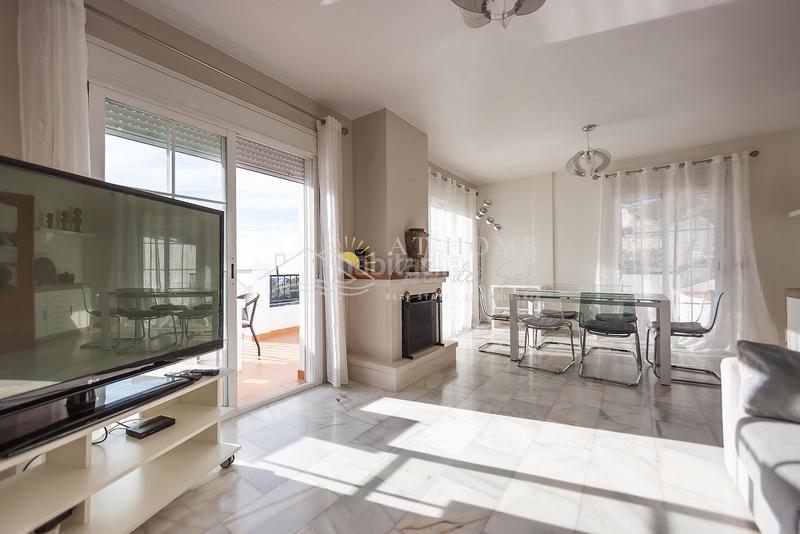 Foto c974aa6b-3570-4d67-9985-d1bef6de9876. Miete chalet mit parking pool in Frigiliana