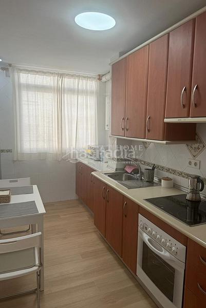 Foto 00e69ee8-8dd5-4c0e-9745-170feeccab8f. Lloguer apartament a Centro Nerja