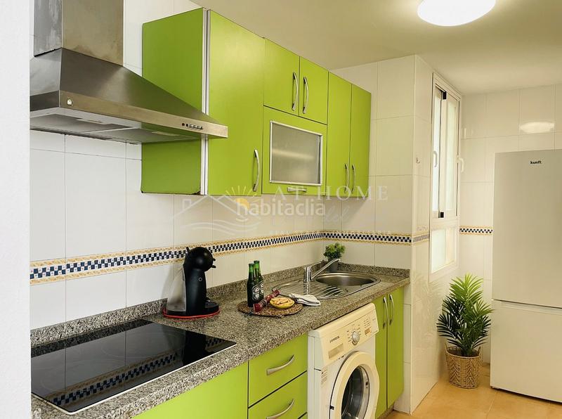 Foto 38430392-74bf-407b-8a6b-4a3d3fe254de. Location appartement dans Centro Nerja