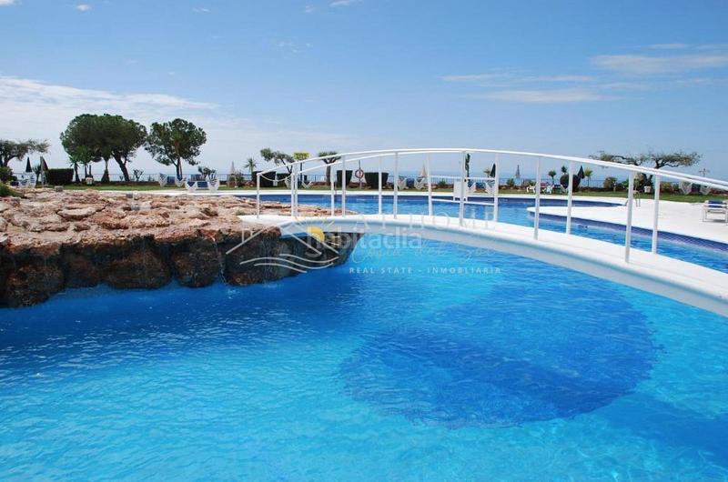 Foto 1c70c98b-0b94-4c2f-b957-28611b58806d. Lloguer casa amb piscina a Centro Nerja