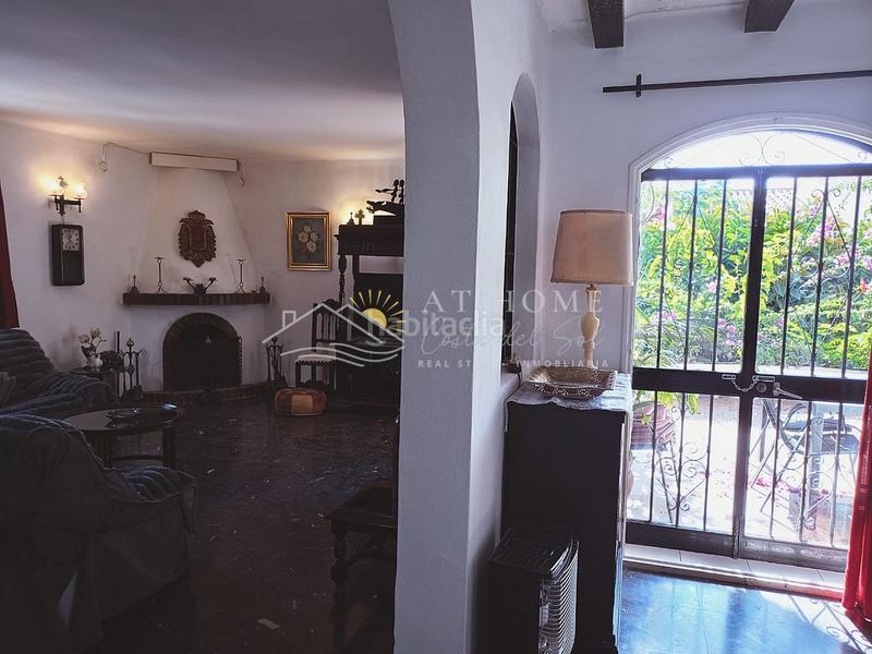 Foto 2c015d64-f29b-47b7-bd2e-444108ce6819. Miete haus mit pool in Centro Nerja
