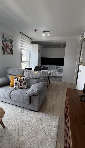 Foto 0a8743c8-d69a-4ac0-bc2d-224940e29eca. Lloguer apartament amb aparcament piscina a Centro Histórico Málaga