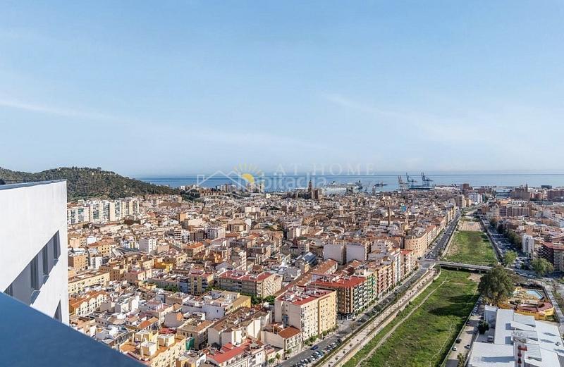 Foto 0cbde6eb-37e5-41ac-b6e7-fcb87c93741a. Appartement mit parking pool in Centro Histórico Málaga