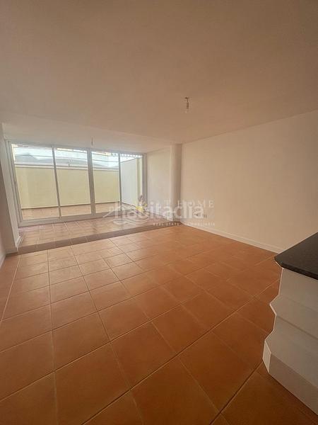 Foto 1c12b606-3951-4b78-a921-e58f5d094d76. Apartament amb piscina a El Peñoncillo Torrox