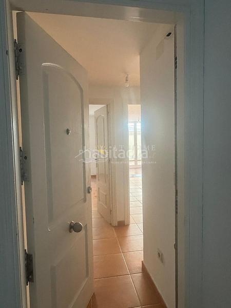 Foto f3b3cb84-efa3-4e37-af6e-039d6e3d6169. Apartament amb piscina a El Peñoncillo Torrox