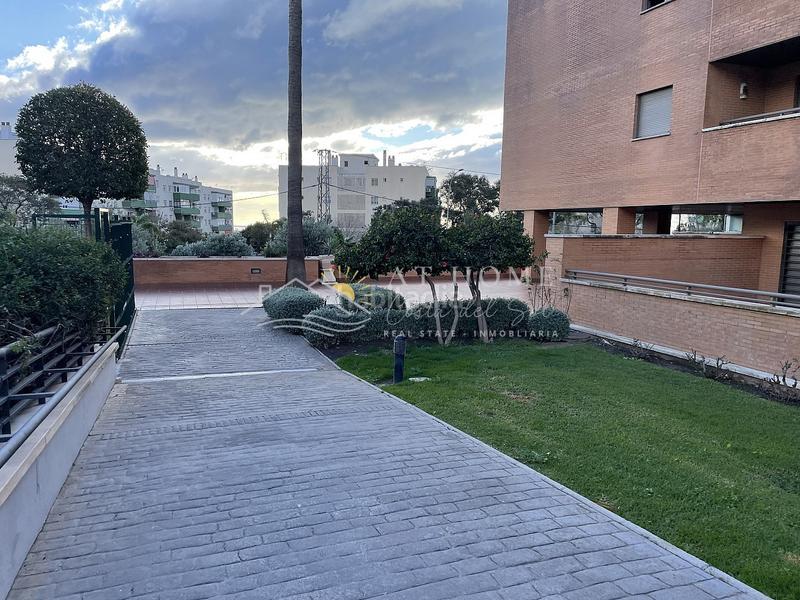 Foto 3cbd321e-a986-4633-b03a-6e2d76746a26. Apartamento atico en El Pinillo Torremolinos
