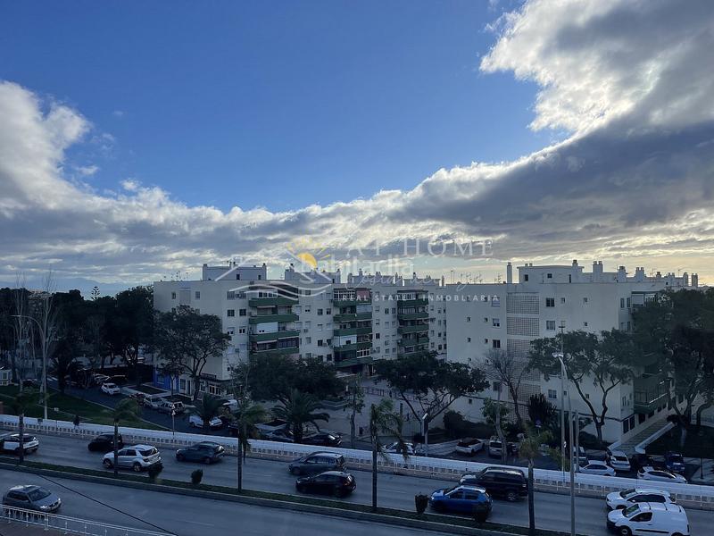 Foto 3ea50ae5-6785-4a4e-ab43-13f7289dbff7. Apartamento atico en El Pinillo Torremolinos