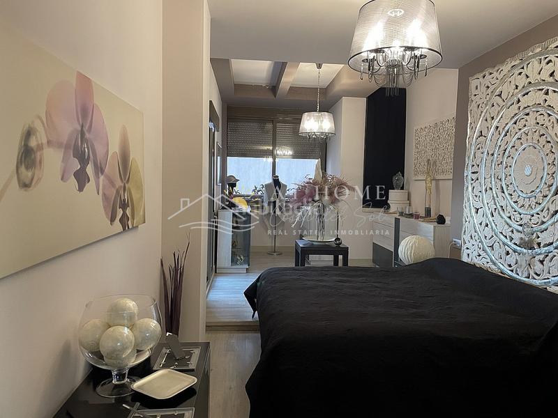 Foto 517d6a86-e72b-47d1-9750-fa77b7056a4c. Apartamento atico en El Pinillo Torremolinos
