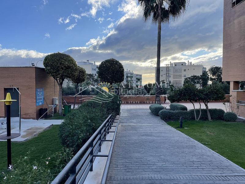 Foto e938ff08-9df5-427f-a9d2-1e8e2a5e357a. Apartamento atico en El Pinillo Torremolinos