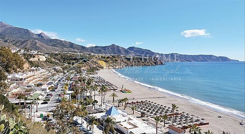 Foto 23d4a545-161f-468b-a11a-bd6612b13685. Parking coche cochera en la playa burriana en Centro Nerja
