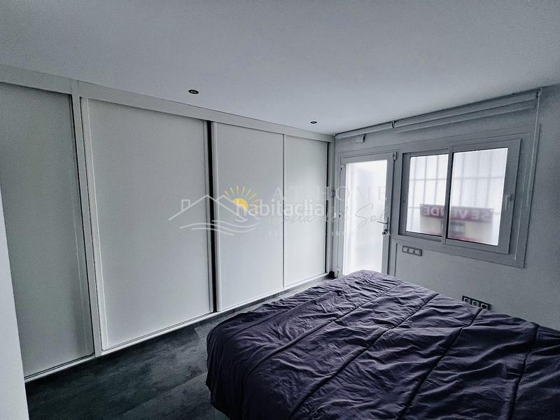 Foto 016d500d-e48a-4559-ba59-1fb7a1a00140. Casa  en primera linea de playa. en Roquetas pueblo Roquetas de Mar