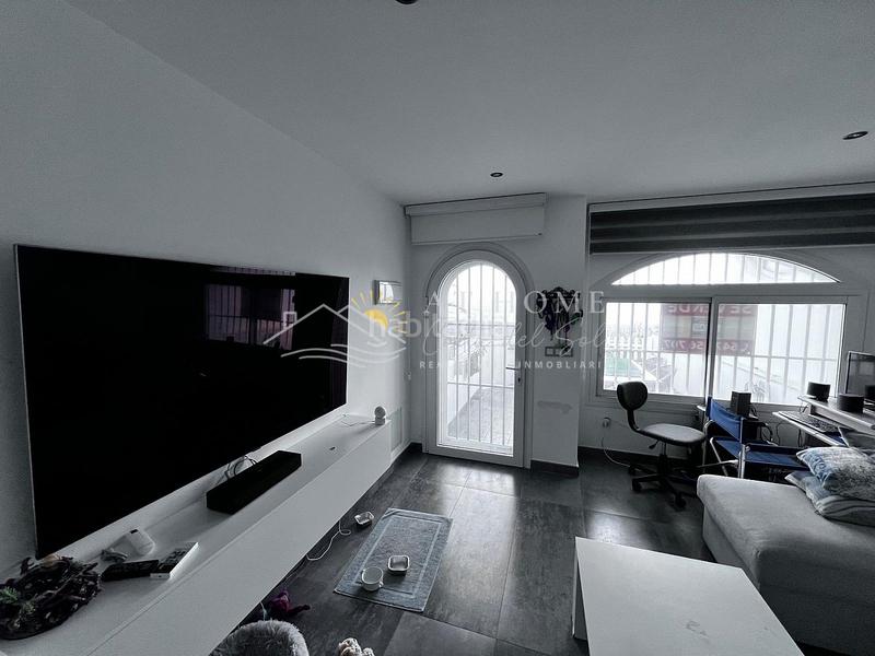 Foto 5b7d1a5c-b676-4a09-89f5-df44692392cb. Casa  en primera linea de playa. en Roquetas pueblo Roquetas de Mar