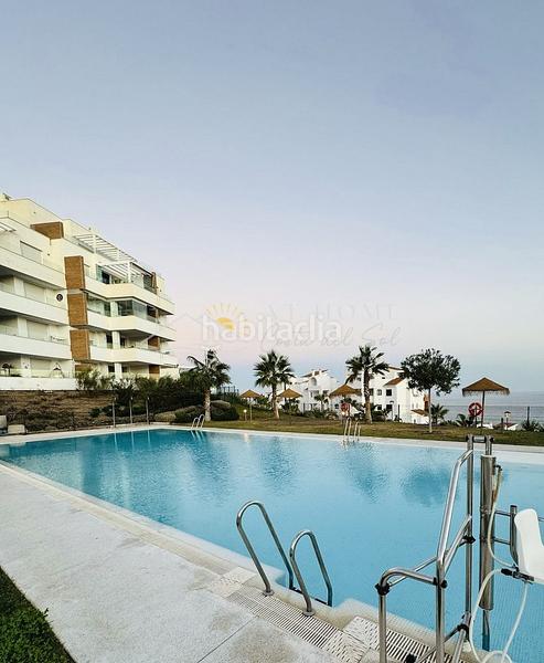 Foto 2213940d-277c-407e-8889-eec0c2bf5138. Apartament amb aparcament piscina a Torrox pueblo Torrox