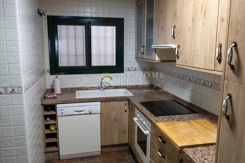 Foto aa09d346-90c0-46ee-ba0e-8337498acda2. Apartament amb piscina a El Morche Torrox