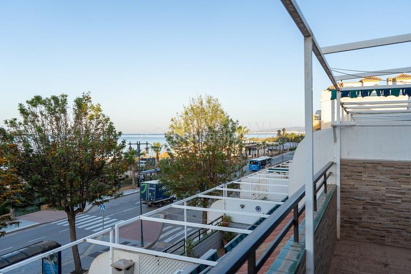 Foto b8a0356b-c81a-4d09-9a29-f671971d6720. Apartament amb piscina a El Morche Torrox
