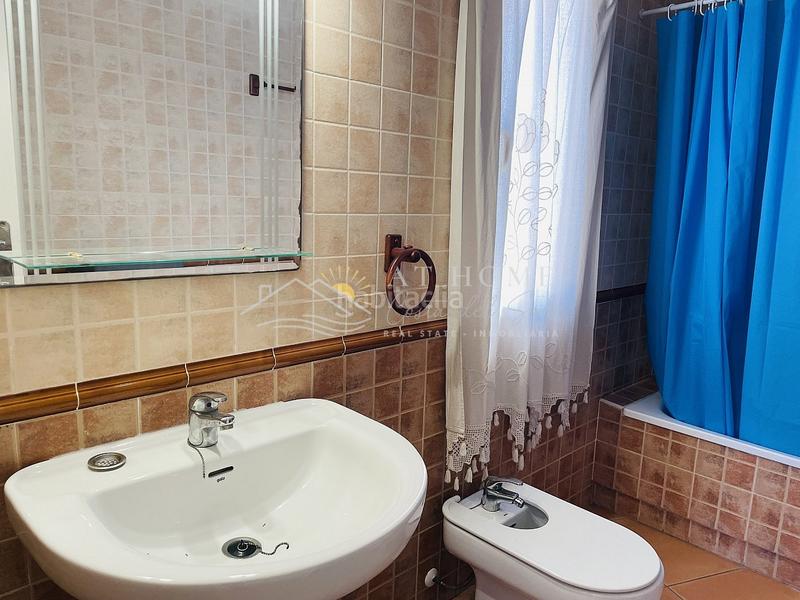 Foto a8ecd168-0a8d-40d3-84ad-2a20f2a02ba5. Apartamento piso cerca de la playa. en El Peñoncillo Torrox