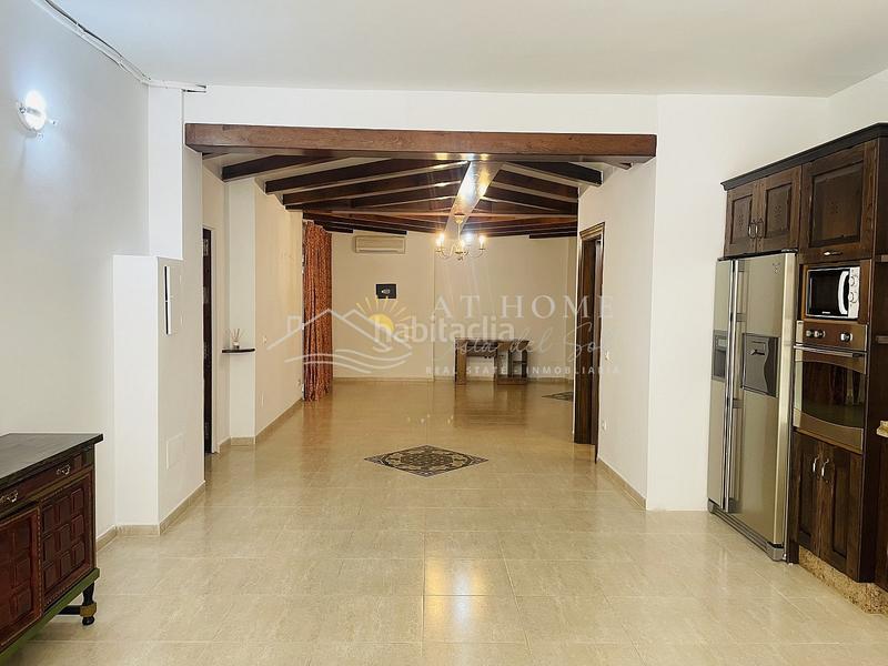 Foto 468116b4-b305-4dcf-9d32-da0d4781ebcb. Piccolo appartamento con piscina in Centro Nerja