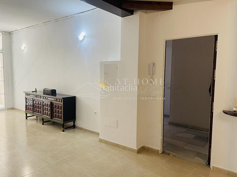 Foto 57783784-bf63-4816-bb26-d08142ae65e9. Piccolo appartamento con piscina in Centro Nerja