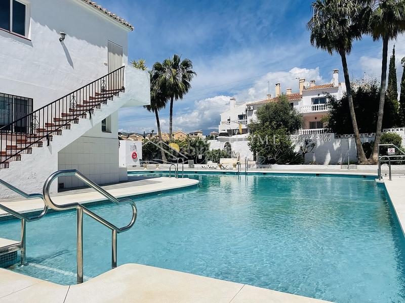 Foto ce2579d6-6daf-4e96-a9d5-948a7a7ec314. Piccolo appartamento con piscina in Centro Nerja