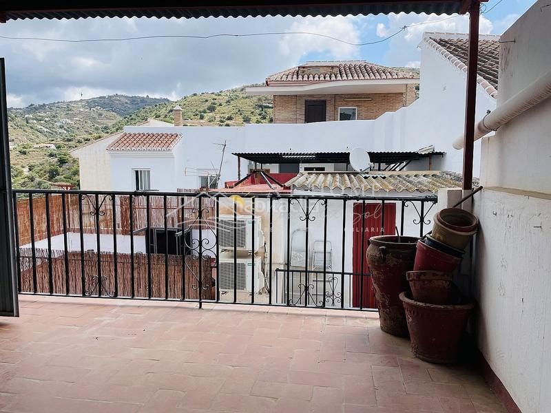 Foto b8855222-9b3d-4c55-be3c-5a90d146f04d. Casa  en Torrox pueblo Torrox