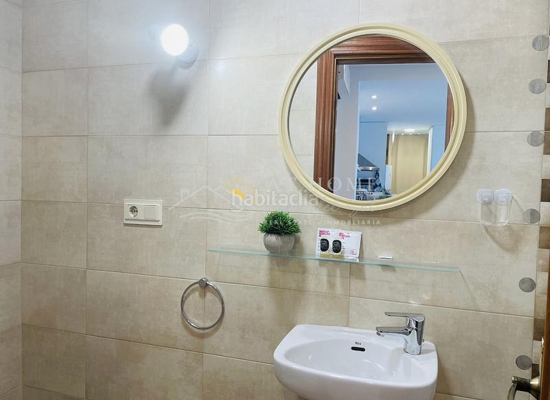 Foto 17ae94e3-1ea6-4942-a9c9-1abe76a88148. Lloguer apartament a La Herradura Almuñécar