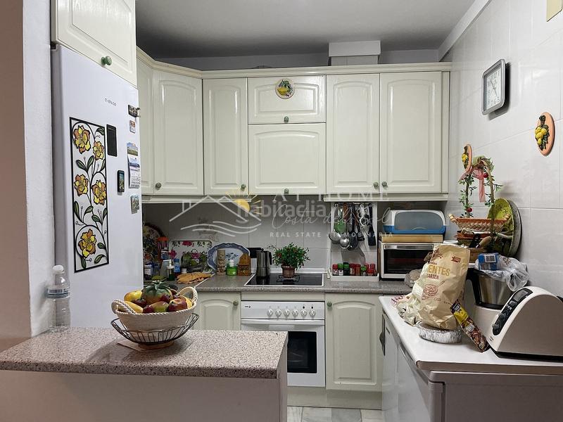 Foto 1971baa1-bc4d-4497-9360-0d7fa021fa3c. Apartament amb aparcament a Torrox pueblo Torrox