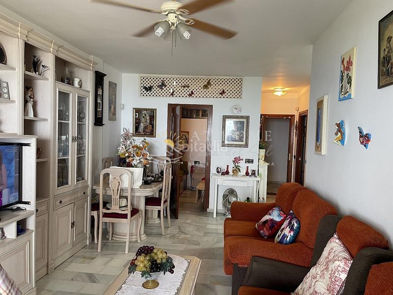 Foto 216c42a3-c8c8-4d92-ac6d-973aa5f08347. Apartament amb aparcament a Torrox pueblo Torrox