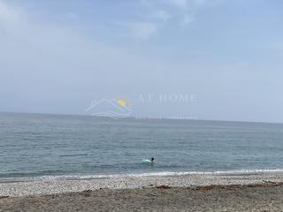 Appartement à Torrox Pueblo. Piso en primera linea de playa