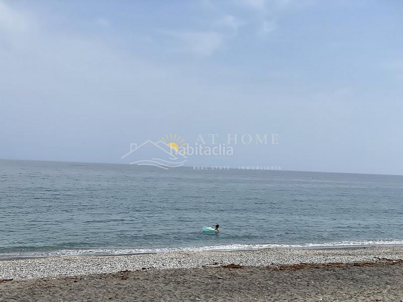 Foto 3cf859e9-9332-4934-aba5-7c9f8df7e5aa. Apartament amb aparcament a Torrox pueblo Torrox