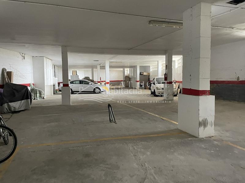 Foto 42bd9ad8-6920-47f6-ad00-5a987b9ae5e3. Apartament amb aparcament a Torrox pueblo Torrox