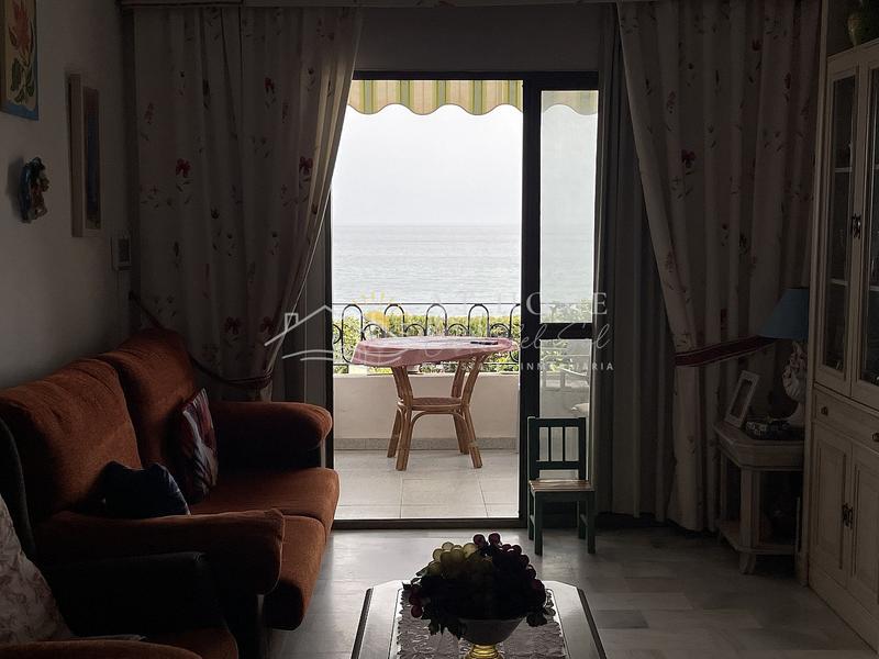 Foto 498ed34b-308f-4ad1-9a93-56cd3885d852. Apartament amb aparcament a Torrox pueblo Torrox