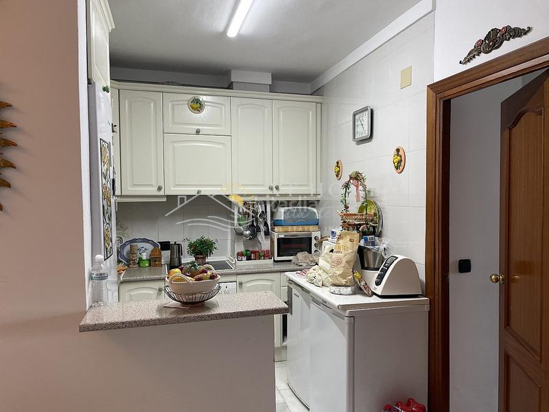 Foto eacfa50d-e13e-4326-a821-607b26d08b1b. Apartament amb aparcament a Torrox pueblo Torrox