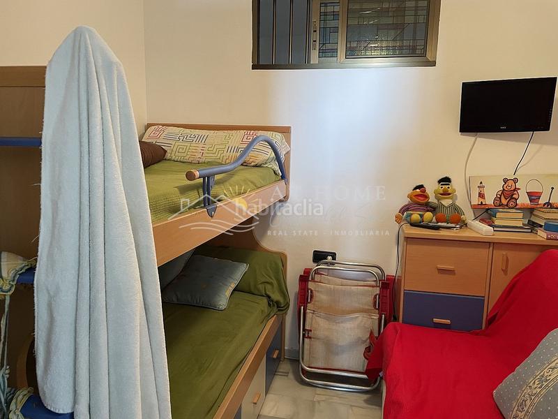Foto f50e1d33-5836-4ee3-a252-fd8069e452c6. Apartament amb aparcament a Torrox pueblo Torrox