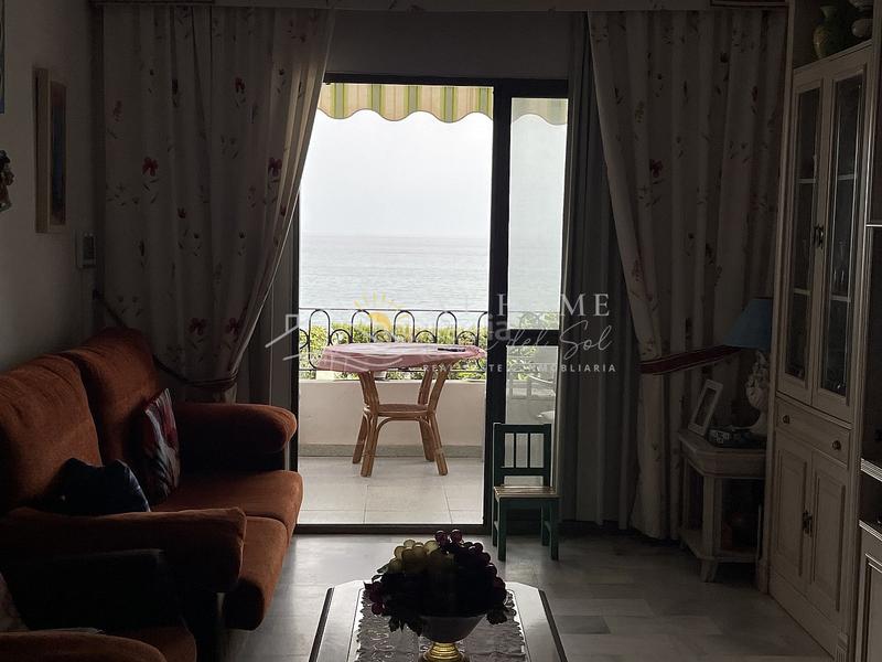 Foto fc568ee9-23bb-4efb-b054-e04d7d3e8375. Apartament amb aparcament a Torrox pueblo Torrox