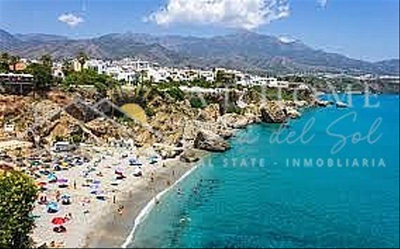 Foto a8d581ac-48e2-4ddb-b5ac-da09e6404c74. Local comercial local en venta en el Centro . en Centro Nerja