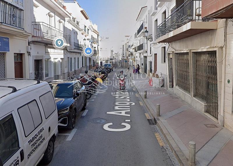 Foto fd95e1a5-1315-43a5-b6da-86f905ab0ff3. Local comercial local en venta en el Centro . en Centro Nerja