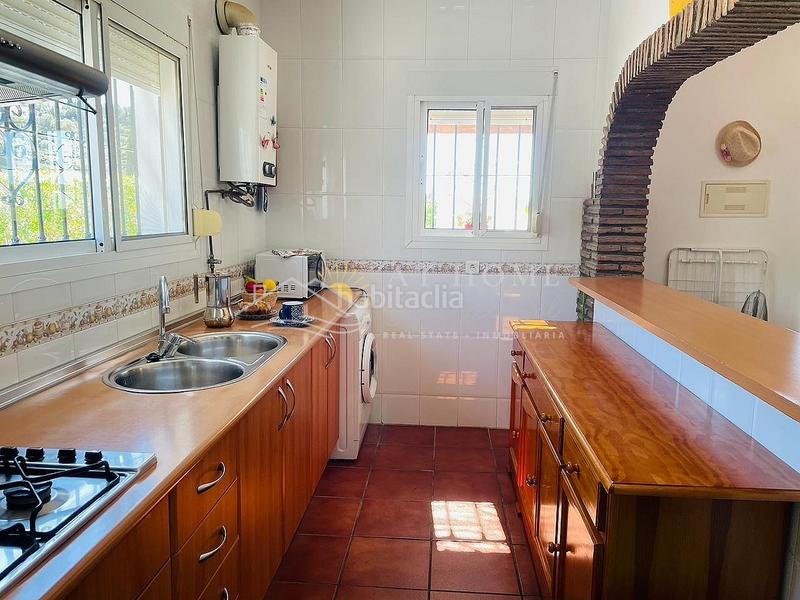 Foto d8de0fcf-3f9e-4be6-8a57-255493304fdf. Alquiler casa alquiler meses de invierno. en Torrox pueblo Torrox