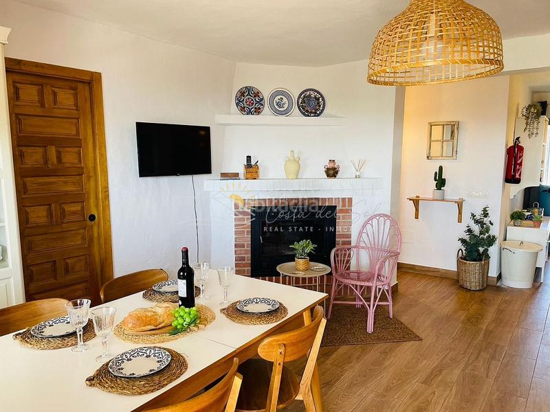 Foto 168ead93-c323-44b0-a421-94f4d185262f. Location maison avec parking piscine dans Torrox pueblo Torrox