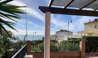 Maison à Almayate Bajo. Chalet independiente en niza beach.