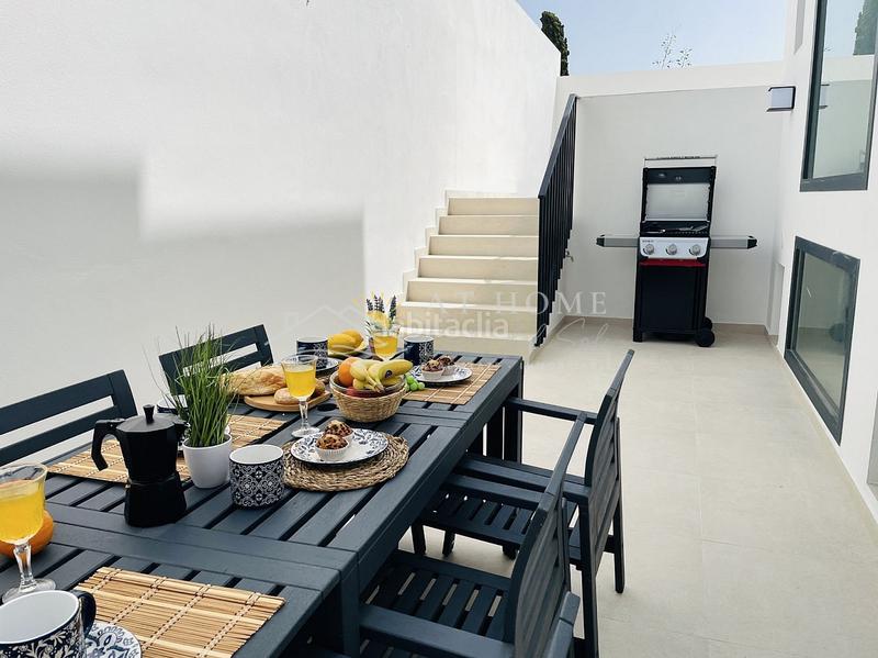 Foto 73e9833d-7625-48cb-b676-d3eca36723e9. Lloguer casa amb aparcament piscina a Centro Nerja