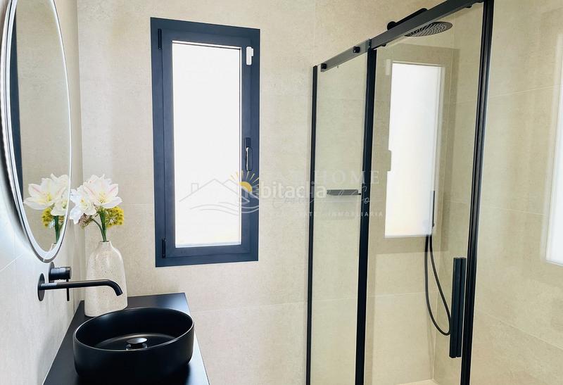 Foto fc0075a3-091b-493f-96f9-ff5c71f8d7dc. Rent house with parking pool in Centro Nerja