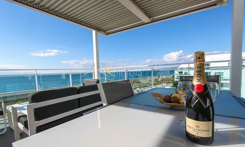 Foto b300ba8d-d474-49fd-94b5-3c99e79b4641. Apartment with heating parking pool in El Morche Torrox