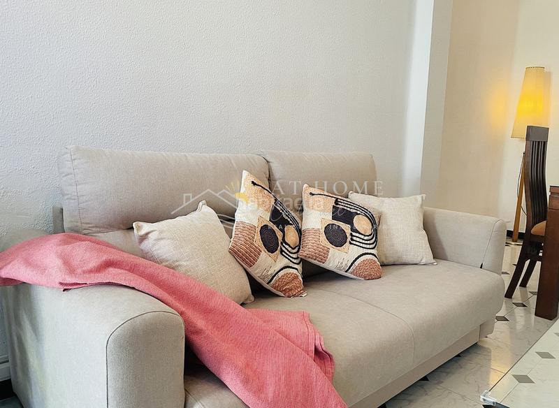 Foto 63ebfa6f-42aa-48e0-9692-d1945805cb04. Lloguer casa a Centro Nerja