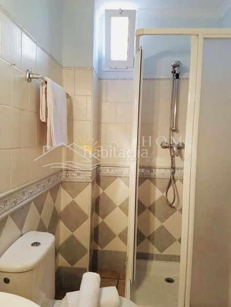 Foto f1670cc9-2481-4800-abd5-f3e2fce5916b. Apartament a Centro Nerja