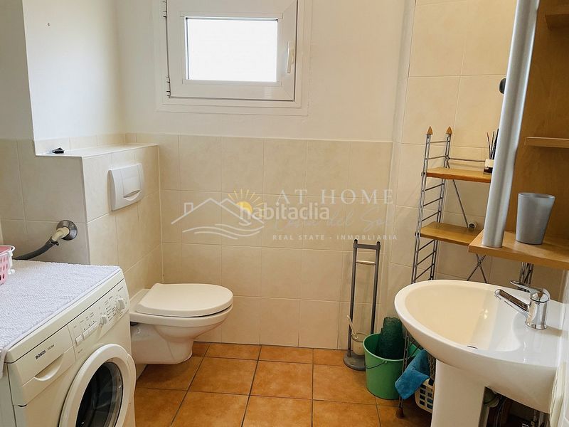 Foto 281e2eae-d94c-40a0-9904-91e3bd50de81. Apartamento piso en avenida el faro en El Peñoncillo Torrox