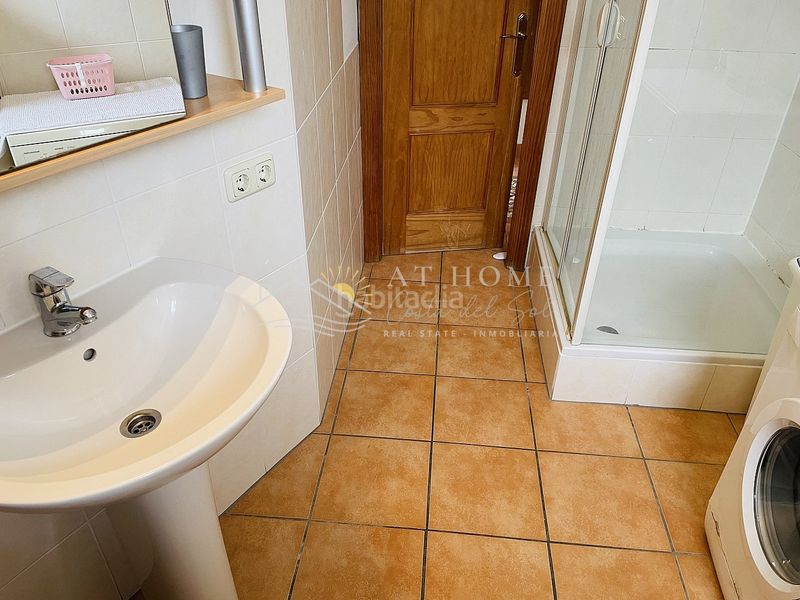 Foto 9c0a5adf-ec31-4c94-a6e4-d5e331905e38. Apartamento piso en avenida el faro en El Peñoncillo Torrox